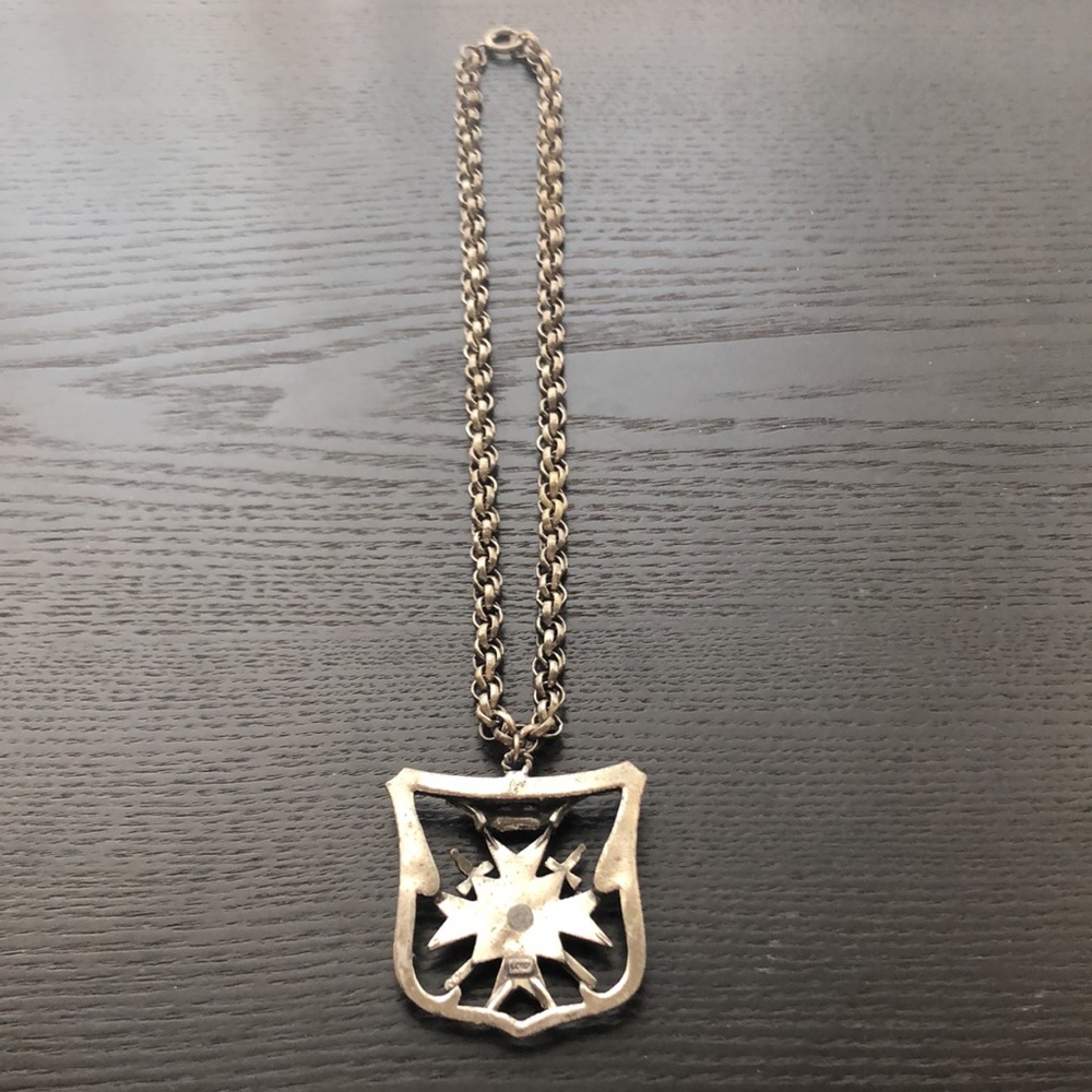 Coat of Arms Pendant And Silvertone Necklace - Picture 5 of 5